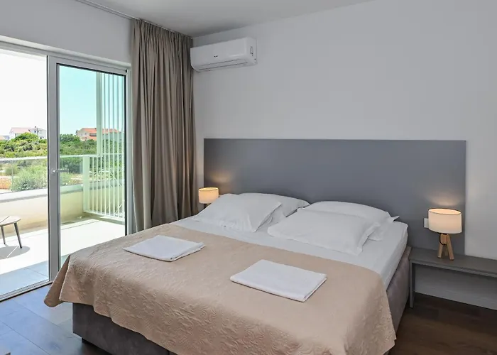 Villa Cala, Hotel Rooms&Apartments
