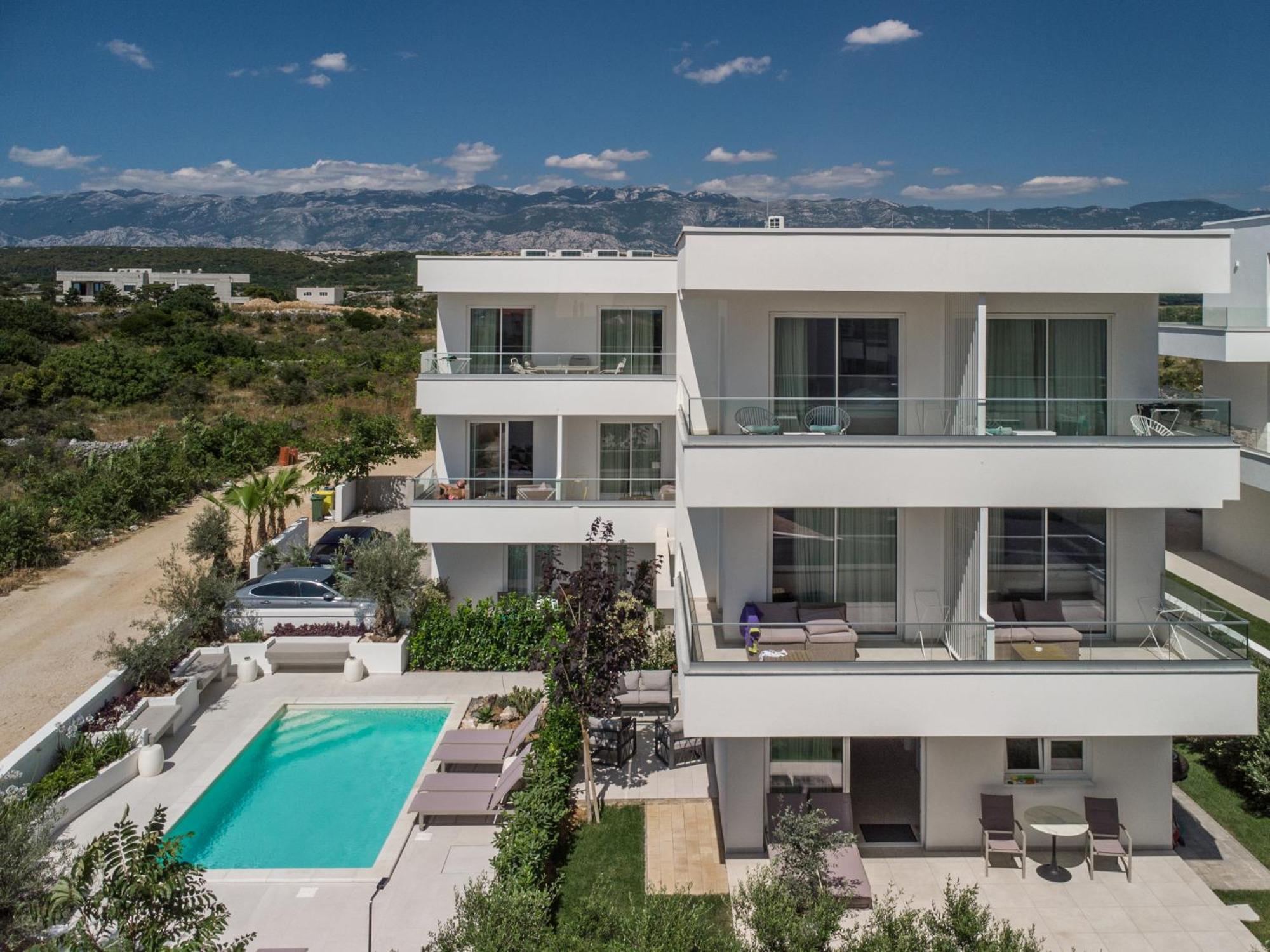 Cala, Rooms&apartments Guest house