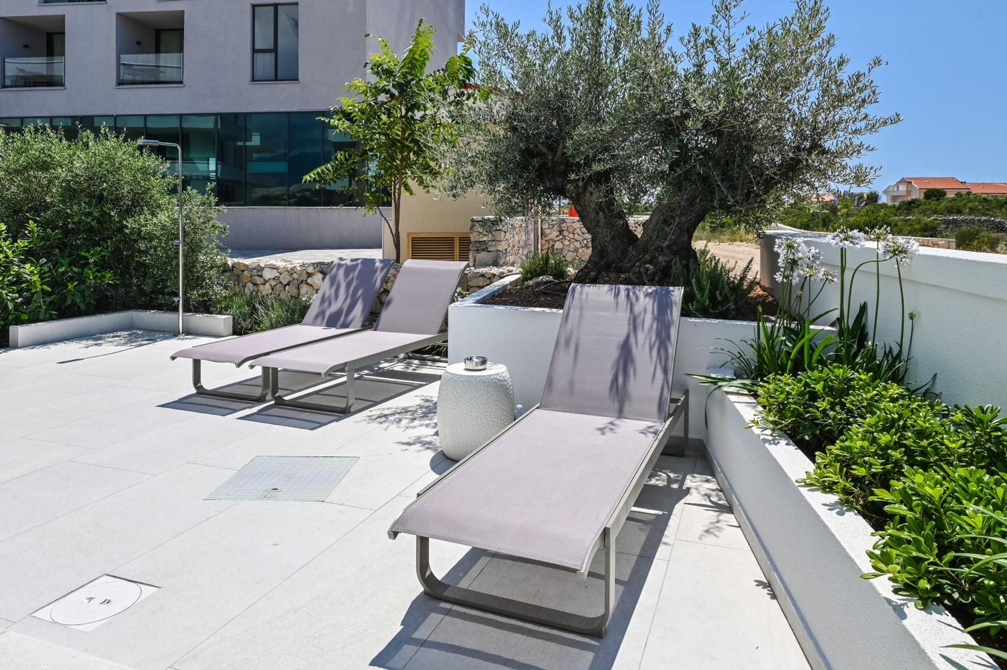 Cala, Rooms&apartments