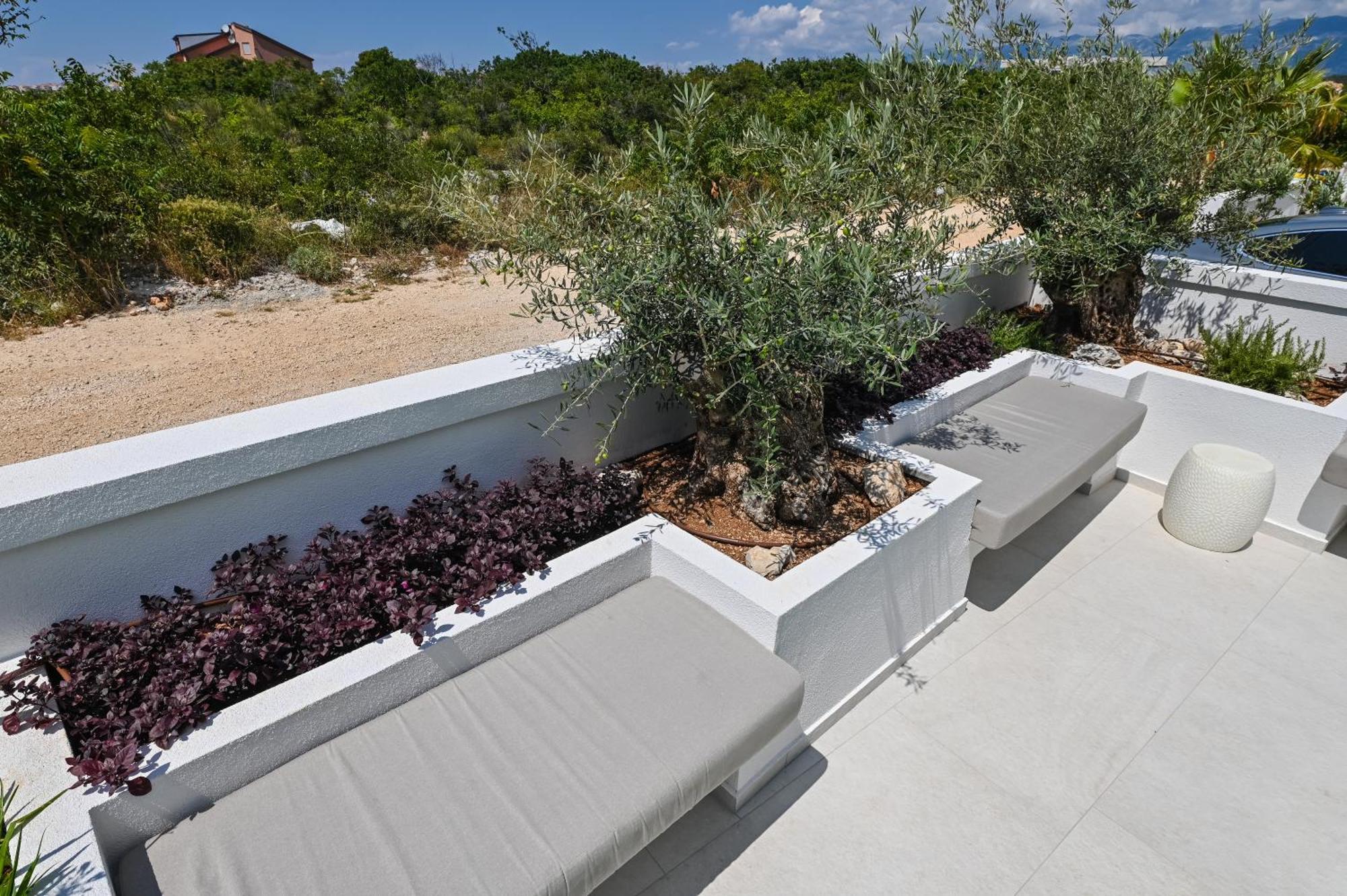 Cala, Rooms&apartments